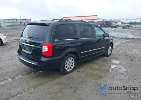 2016 Chrysler Town & Country Touring z USA, uszkodzony, nr VIN 2C4RC1BGXGR295459